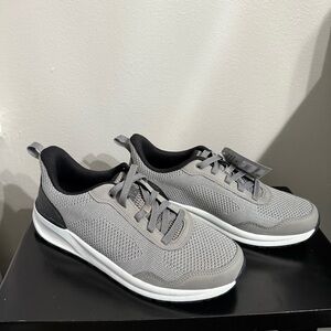 Men's George Knit Casual Sneakers Shoes Size 8.5 and 9 Grey Memory Foam
